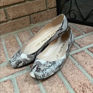 Tahari Black and White Snakeskin Flats